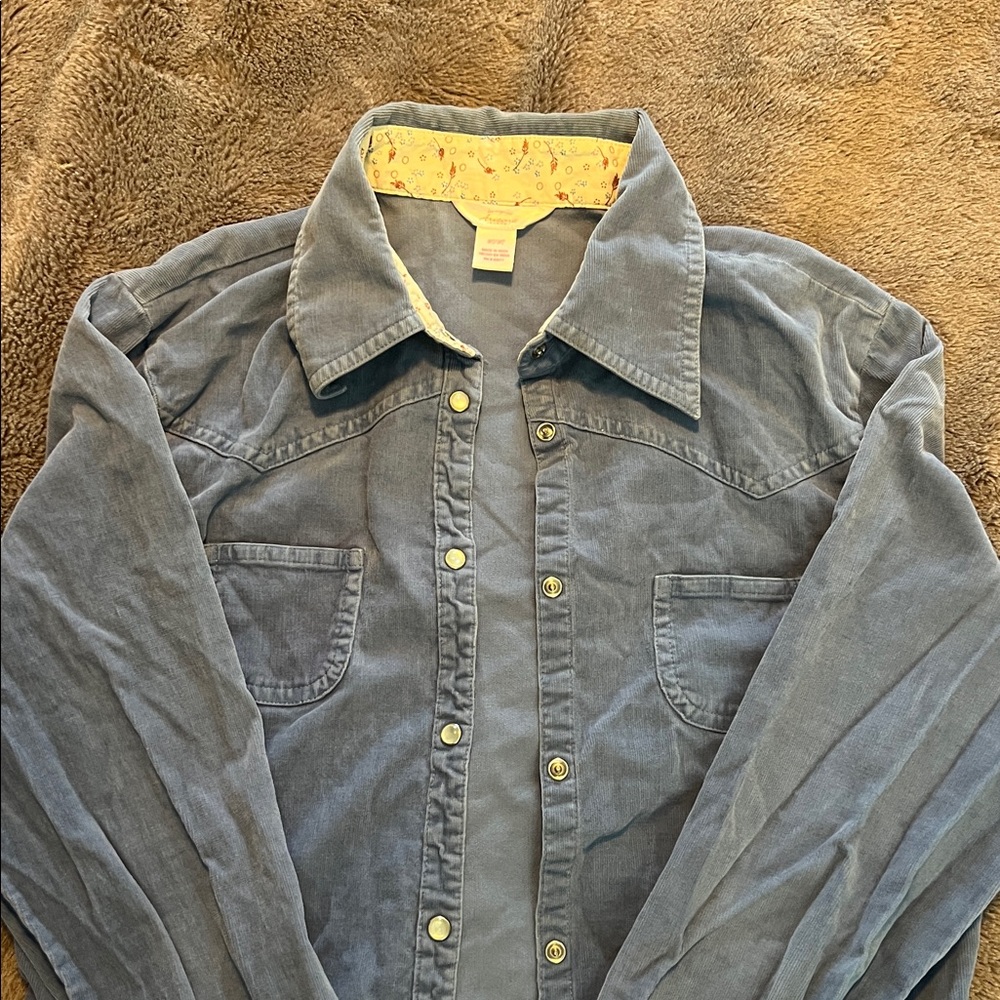 Corduroy Shirt Womens Medium light blue Button Up Long Sleeve western fit